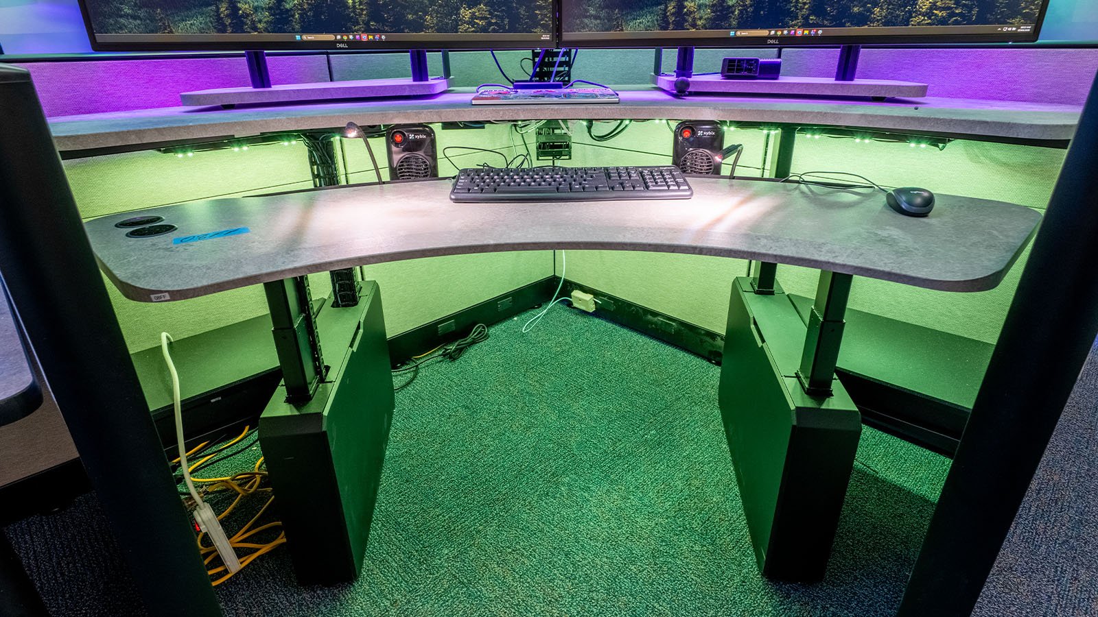 Amaren Control Room Photo 2