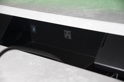 Falcon-Charging Shelf-Close Up
