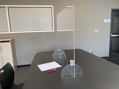 PlexiBarrier2_Sized